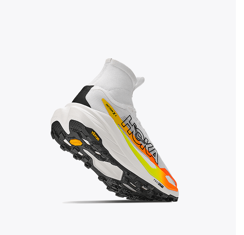 HOKA Tecton X 4