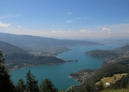 Courir à Annecy